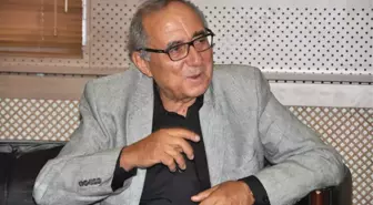 Şair Ataol Behramoğlu'na Anlamlı Akademi Üyeliği