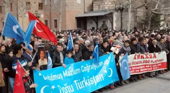 Şehitler ve Muhammed Salih Hacim İçin Gıyabi Cenaze Namazı