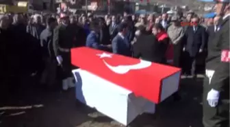 Siirt Şehit Er Kürtçe Ağıtlarla Toprağa Verildi