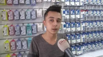Telefonları Değiş-dokuş Yaptı Kameraya Yakalandı