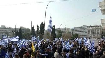 Atina'da Makedonya Protestosu