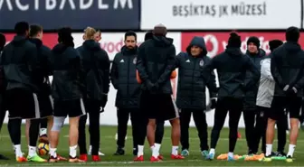 Beşiktaş'ta Aras Özbiliz ve Denys Boyko'ya Lisans Çıkartılmadı