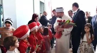 Diyanet İşleri Başkanı Erbaş, Riyad Uluslararası Türk Okulunu Ziyaret Etti