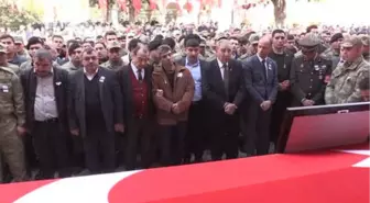 Şehit Tank Teğmen Çubukçu Son Yolculuğuna Uğurlandı (2)