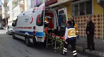 Ambulans Ekibi Taşıdıkları Hastalarla Aile Gibi Oldu