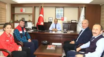 Başarılı Tenisçi Cangir Çek Yolcusu