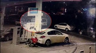 Güvenli Diye Park Ettiği Yerden 35 Bin Değerindeki Halıları Çalındı