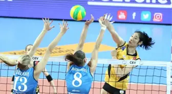 Vakıfbank, Yenilgisiz Liderliğini Korudu