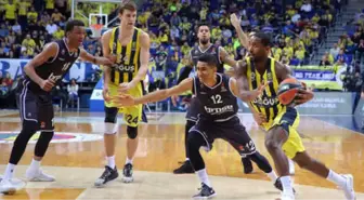 Fenerbahçe Doğuş, Brose Bamberg'i 77-69 Yendi