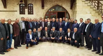 Ak Parti, Mahalle Başkanları Toplantısı Düzenledi