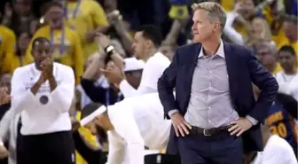 Steve Kerr Adına Tarihi Gece