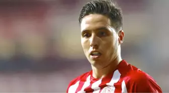 Antalyaspor'dan Ayrılan Nasri, Zenit'le Anlaştı