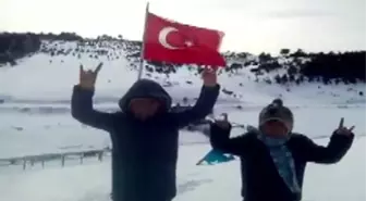 Miniklerden Mehmetçiğe Marşlı Destek