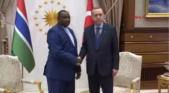 Cumhurbaşkanı Erdoğan, Gambiya Cumhurbaşkanı Adama Barrow ile Başbakaşa Görüştü