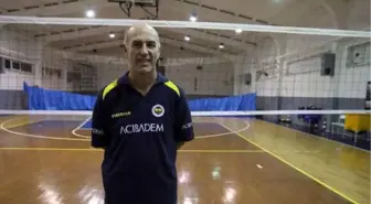 Fenerbahçe Kadın Voleybol Takımı'nda Yol Ayrımı