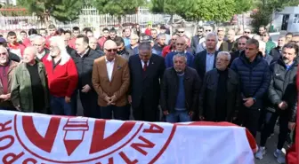 Antalyaspor'dan Hayatını Kaybeden Eski Futbolcusuna Tören