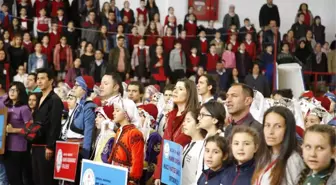 Döşemealtı'nda Folklor Şöleni