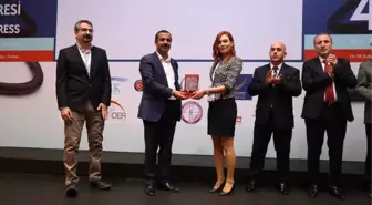 Kilis Devlet Hastanesine Yılın Hastanesi Ödülü