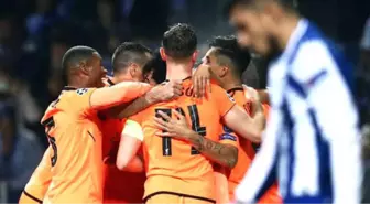 Liverpool, Porto'yu Deplasmanda Dağıttı: 5-0