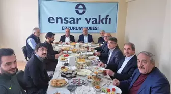 Rektör Çomaklı, Ensar Vakfını Ziyaret Etti