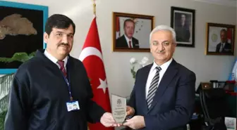 Başarılı Şoförler Plaketle Ödüllendirildi