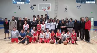 AK Parti'li Başkan Gür'den Sporculara Ziyaret