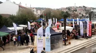 Datça, Badem Çiçeği Festivaliyle Renklendi