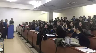 Üniversite Öğrencilerine Çocuk Hakları Eğitimi