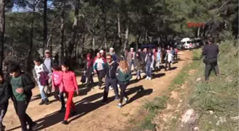 Antalya Gelidonya Feneri'ne Yürüdüler