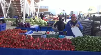 Manavgat Semt Pazarında Tezgahlar Mehmetçik İçin Açıldı