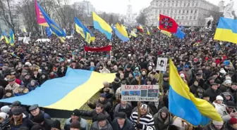 Ukrayna'da Saakaşvili'ye Destek Gösterisi