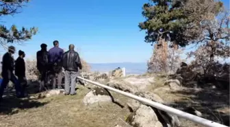 Afrin'e Destek Olmak İçin Kastamonu'nun En Yüksek Tepesine Bayrak Dikip, İstiklal Marşı'nı Okudular