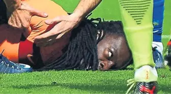 Dünya Basını, Galatasaraylı Gomis'in Oyuna Devam Etmesine Şaşırdı