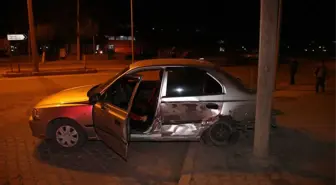 Sivas'ta Trafik Kazası: 2 Yaralı