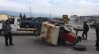 Tokat'ta Trafik Kazası : 2 Yaralı