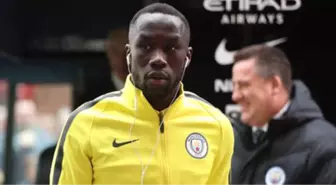 Fransız Futbolcu Bacary Sagna: Önceliğim Türkiye Yerine İngiltere'de Kalmaktı