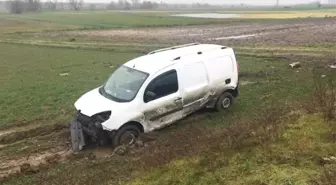 Yoldan Çıkan Araç Tarlaya Uçtu: 1 Yaralı