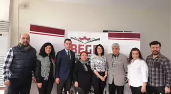 Begd'de Bayrak Değişimi