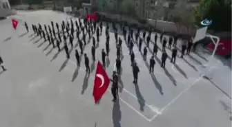 Öğrencilerden Afrin'e Komando Marşlı Destek