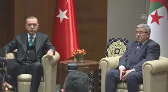 Cumhurbaşkanı Erdoğan Cezayir'de