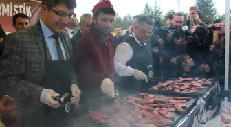 Kar Yağmasa da Sucuk Ekmek Sözünü Tuttu