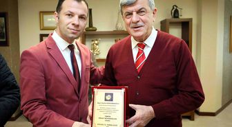 ''Çiftçimizin Yanındayız Destekçisiyiz''