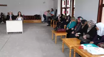 Gölbaşılı Annelere 'Stres Yönetimi' Semineri Verildi