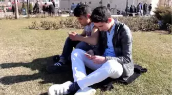 Dijital Bağımlılık Çocukları Mutsuz ve Asosyal Yapıyor