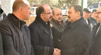 Eski Anayasa Mahkemesi Üyesi Ahmet Akyalçın Toprağa Verildi