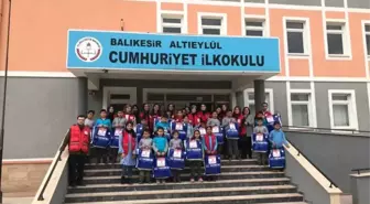Kızılay'dan Öğrencilere Yardım