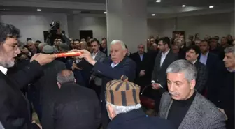 Tatvan'da Husumetli İki Aile Barıştırıldı