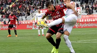 Spor Toto Süper Lig: Gençlerbirliği: 0 - Aytemiz Alanyaspor: 0 (İlk Yarı)