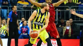 Tahincioğlu Basketbol Süper Ligi: Fenerbahçe Doğuş: 80 - Galatasaray Odeabank: 60