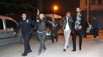 Pompalı Kavgaya Karışıp Gazetecilere Saldırdı: Benim Anam Bacım Bakıyor Televizyona